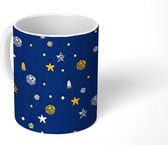 Mok - Koffiemok - Kerstballen - Sterren - Feest - Goud - Patroon - Mokken - 350 ML - Beker - Koffiemokken - Theemok