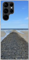 Telefoonhoesje Geschikt voor Samsung Galaxy S22 Ultra hoesje - Noordzee - Strand - Water - Siliconen Telefoonhoesje