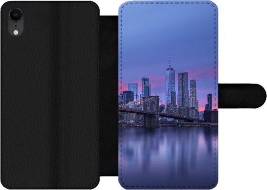 Étui de téléphone iPhone XR Bookcase - New York - Water - Pont - Avec compartiments - Étui portefeuille avec fermeture magnétique