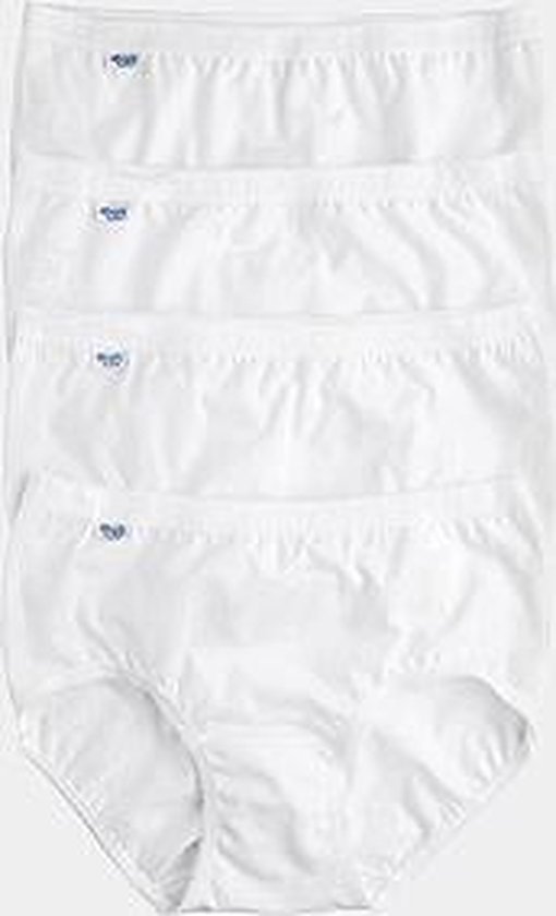 Vier witte midi broekjes met Sloggi logo op de tailleband.