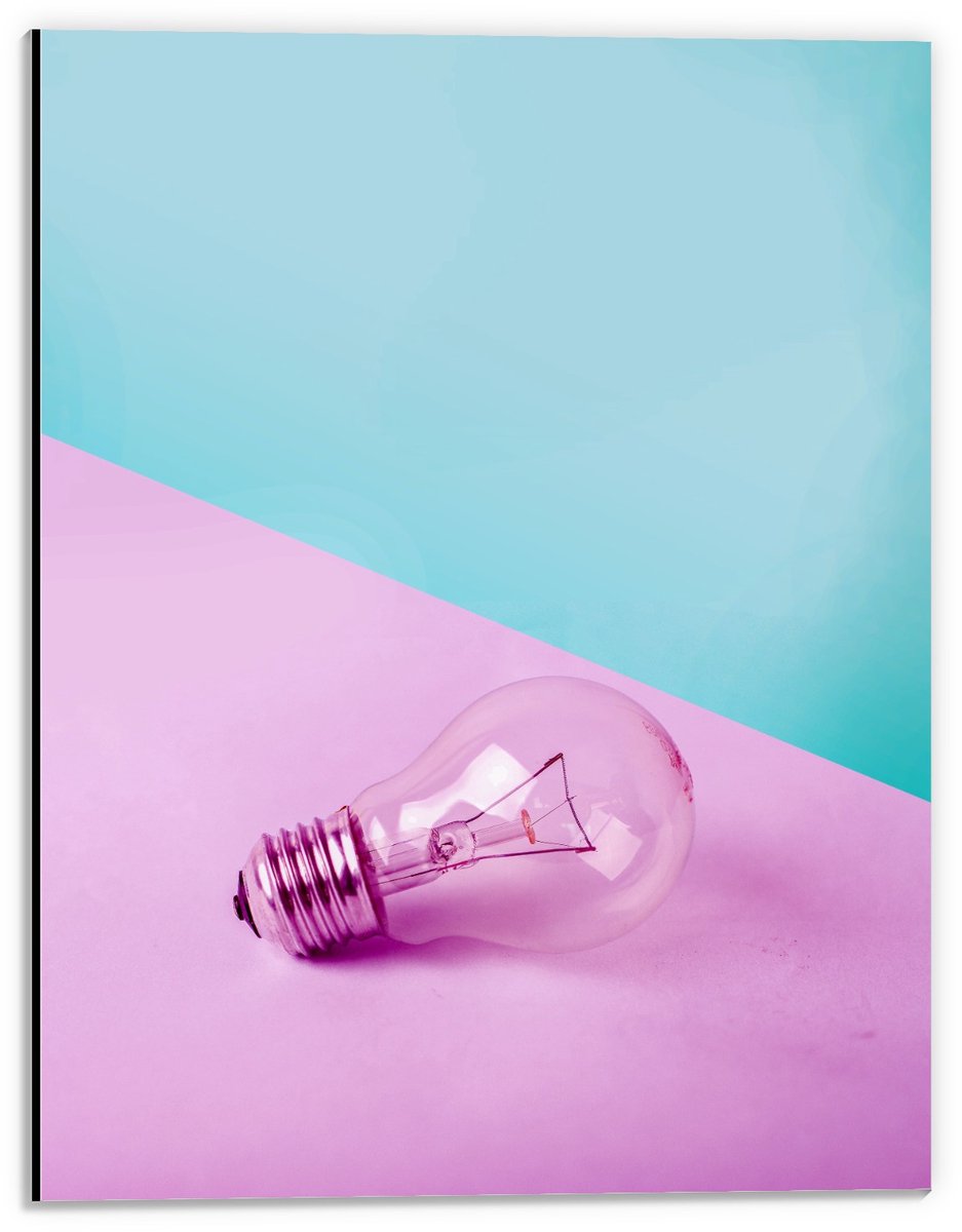 Dibond - Paarse Gloeilamp - 30x40cm Foto op Aluminium (Wanddecoratie van metaal)