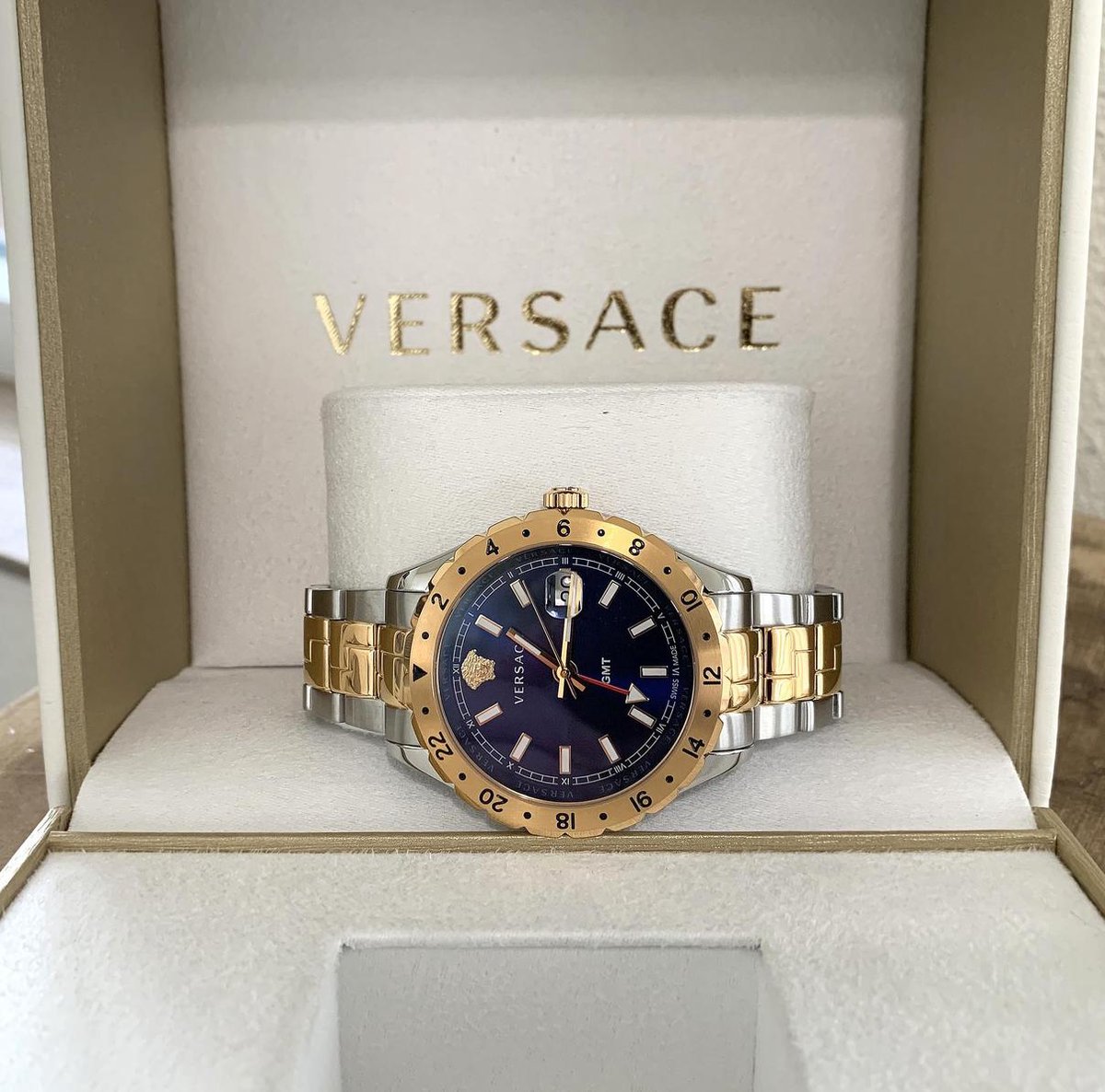 Versace V11060017 Hellenyium GMT heren horloge | bol.com