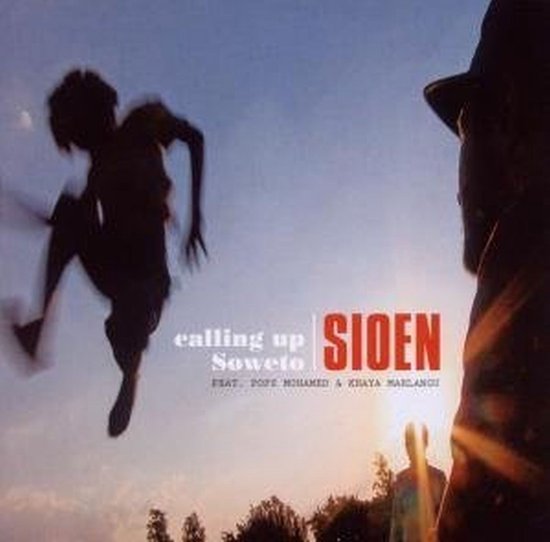 CD-hoes met silhouet van springende persoon, 'calling up Soweto' en SIOEN.
