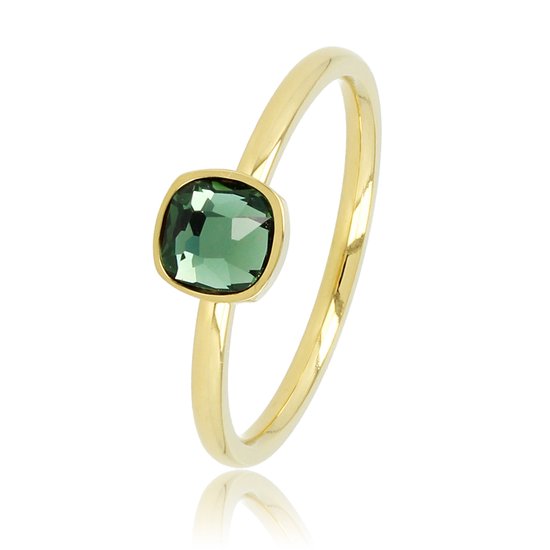 Gouden ring met een vierkante donkergroene glassteen.