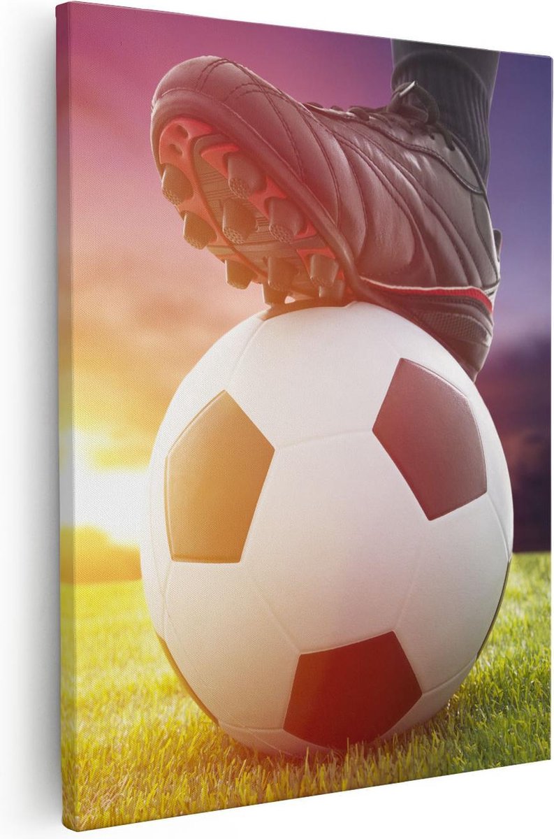 Artaza Canvas Schilderij Klassieke Voetbal Aftrap Met Zonsondergang - 40x50 - Foto Op Canvas - Canvas Print