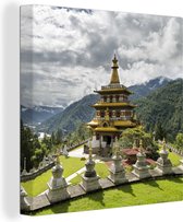 Canvas Schilderij Bhutan - Tempel - Wolken - 50x50 cm - Wanddecoratie