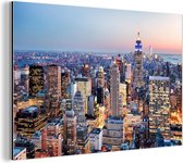 Wanddecoratie Metaal - Aluminium Schilderij Industrieel - New York - Skyline - Nacht - 90x60 cm - Dibond - Foto op aluminium - Industriële muurdecoratie - Voor de woonkamer/slaapkamer