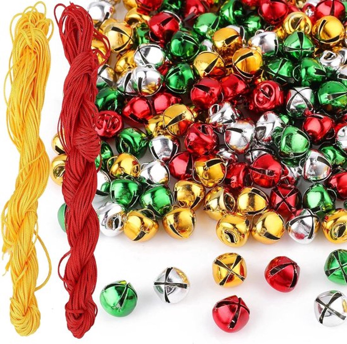200 stuks Kleurrijke Kerstklokken met Koorden - Kerst Mini Metalen Jingle Bel - Diverse Kerstkrans Ornamentklokken voor Feestelijke Decoratie - Inclusief Decoratie voor Vakantiewoningen en Festivals