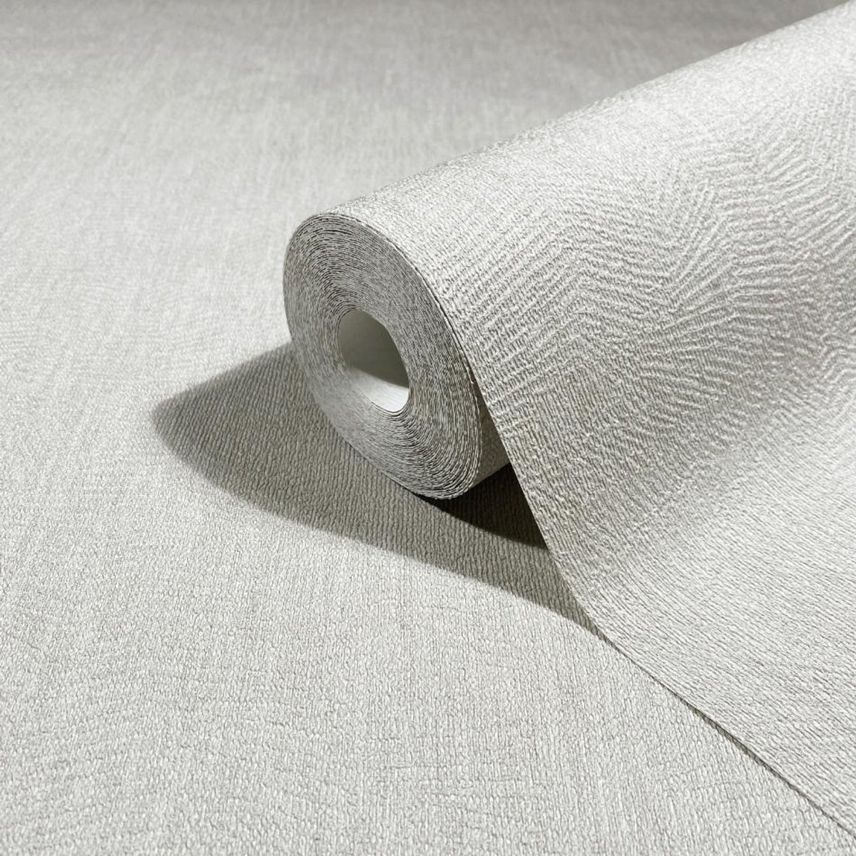 Behang - Golvend Reliëf - Grijs - Hotel Chique - Waaierstructuur - Vliesbehang - Woonkamer Slaapkamer - 0,53 x 10,05 M – Whisper