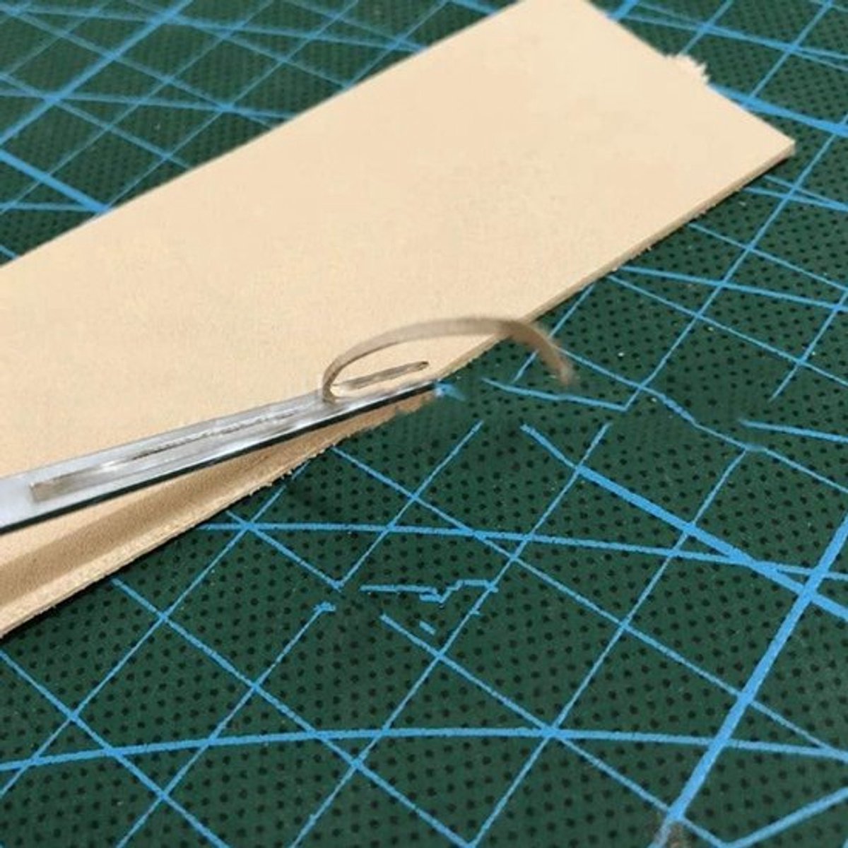Roestvrij Stalen Randafschuiner voor Leerbewerking 1,8 mm - Lederen Randafschuiner Snijgereedschap - Handig voor DIY Projecen