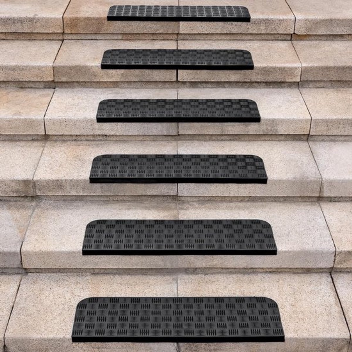 Rubberen Antislip Trapmatten voor Binnen en Buiten - Set van 10, 65 x 25 cm, Ideaal voor Veiligheid en Comfort