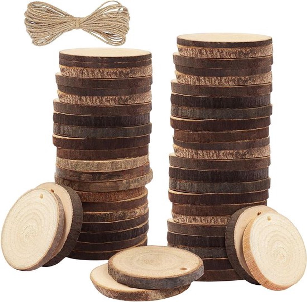 - Natuurlijke Houten Schijven - 50 Stuks - Ongeschaafd - 3-5cm Diameter & 5mm Dik - Voorgeboorde Gaten & 10m Touw - Schors & Gladde Afwerking - Hobby & Decoratie - Rustiek.