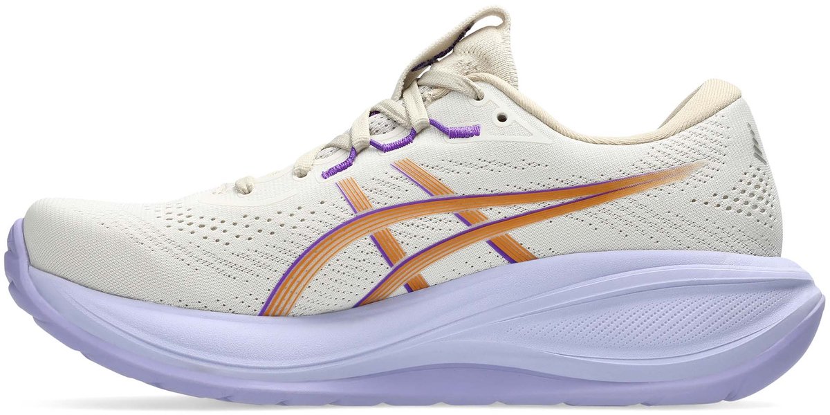 Asics Gel-Cumulus 28 Hardloopschoenen Sportswear Vrouwen Beige