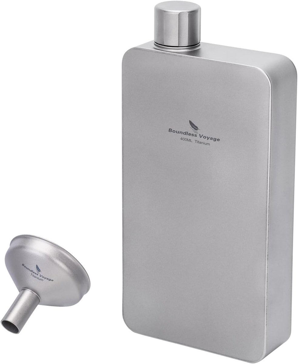 400 ml Titanium Heupfles met Mini Trechter, Ultralicht, Ideaal voor Kamperen en Reizen, Perfect Cadeau voor Mannen en Buitenliefhebbers