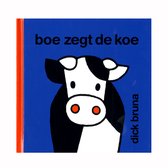 Kop van een zwart-witte koe met rode neusgaten. "Boe zegt de koe" door Dick Bruna.