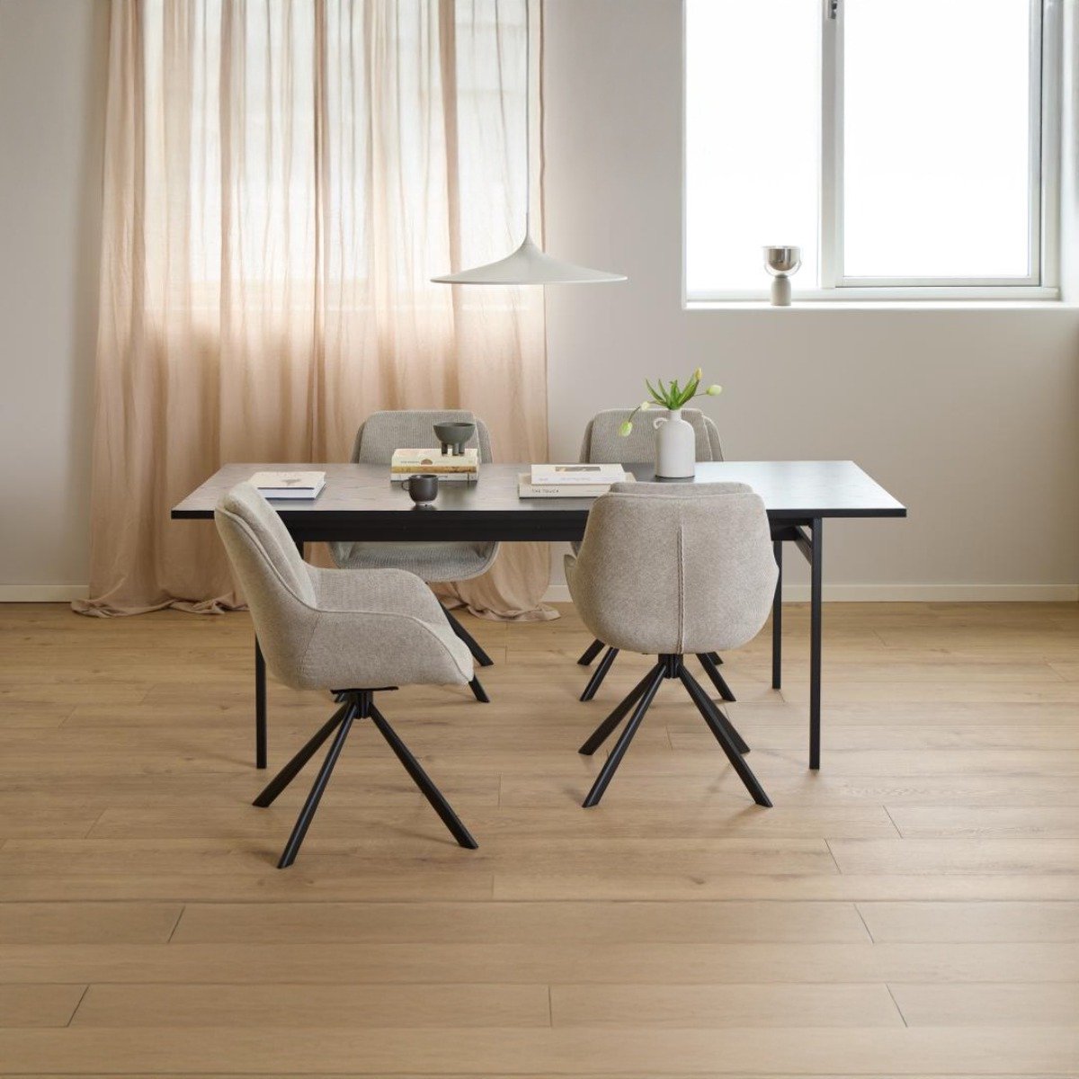 Giga Living Eetkamerstoel Sundre - Zand Stof - Zithoogte 48cm - Set van 2