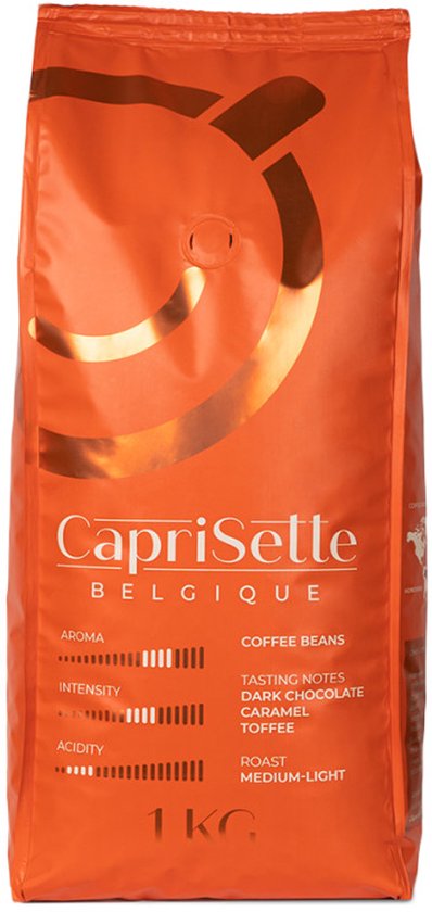 Grote oranje Caprisette zak koffiebonen, 1 kg, op witte achtergrond.