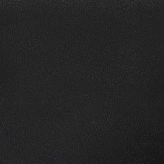 Gros plan de cuir synthétique noir avec une texture grain fin.