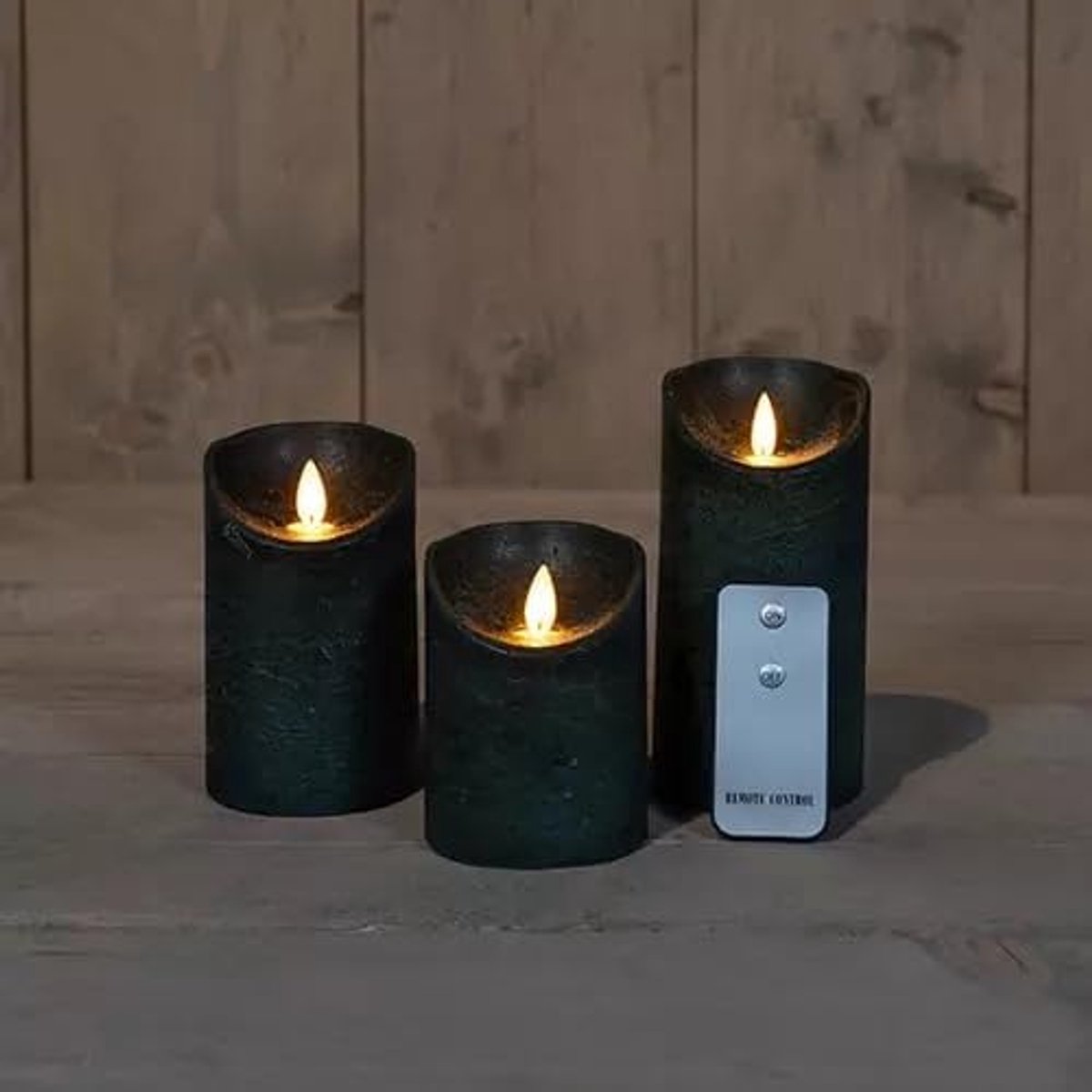 SnelShoppen - 3 Pcs Antieke Groene Wax Kaarsen met Bewegende Vlam 7.5 x 10/12.5/15cm - LED Kaarsen met Afstandsbediening voor Kerst, Feest en Decorati