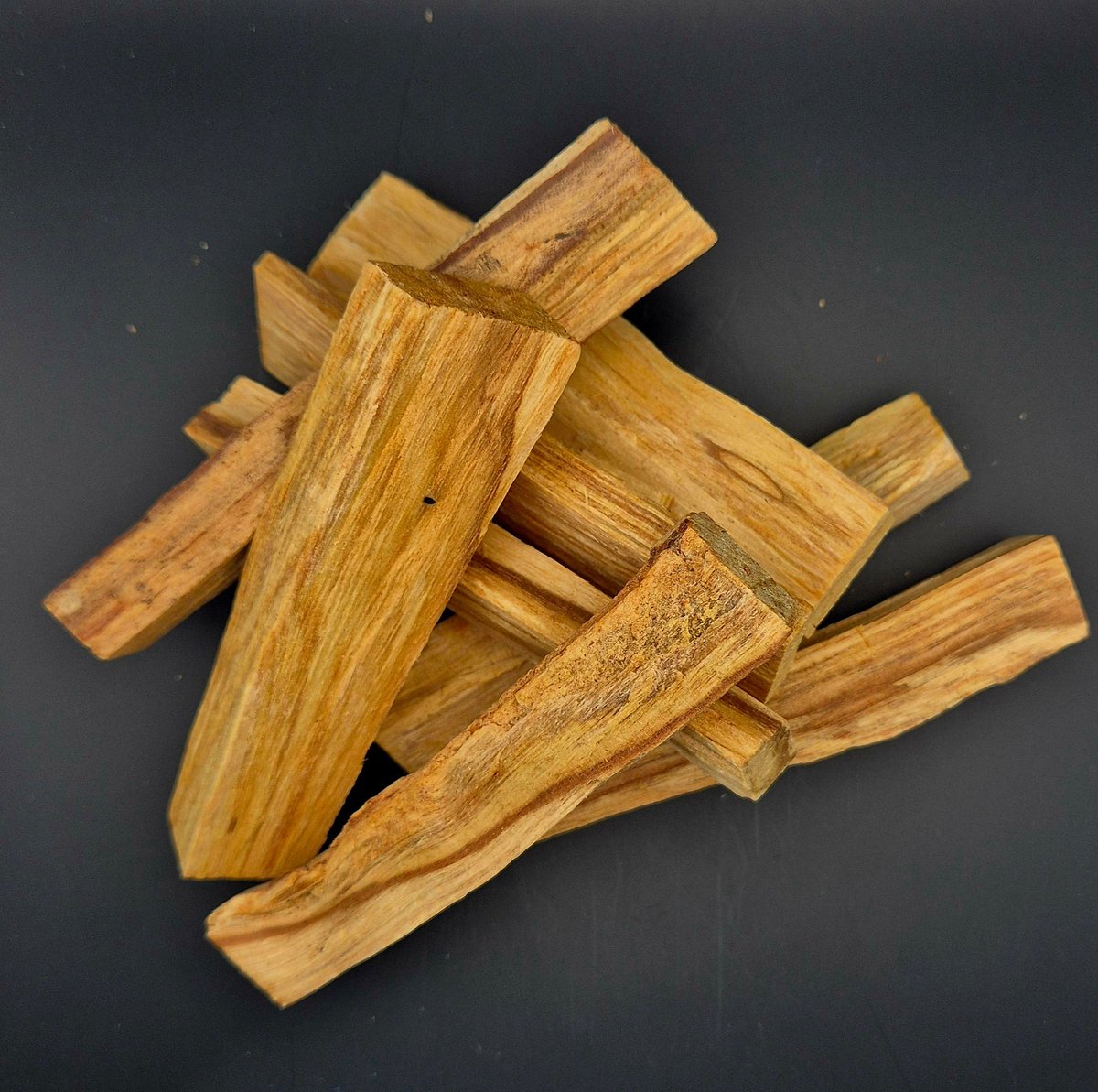 Palo Santo Wood (Holy Wood) Crystal cleansing 15-20gr (Set 3pcs)
