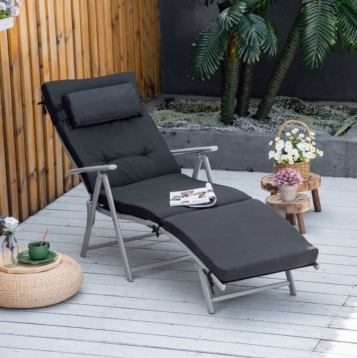 STILVORA Fauteuil 137 x 63,5 x 100,5 cm - Opvouwbare Strandligstoel Met 7 Standen En Kussen - Voor Tuin Balkon En Camping - Metaal Zwart