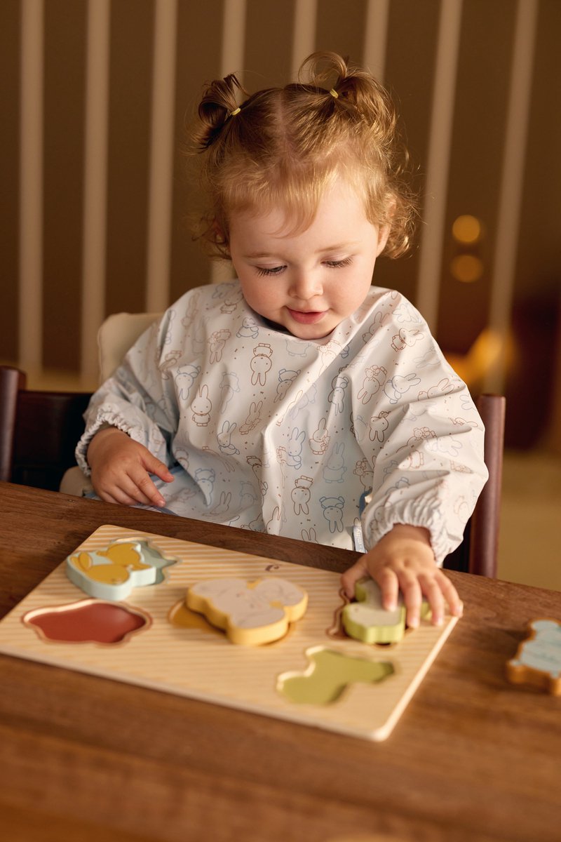 Jollein Slab Waterproof met Mouw Miffy Moments Cloudy Blue