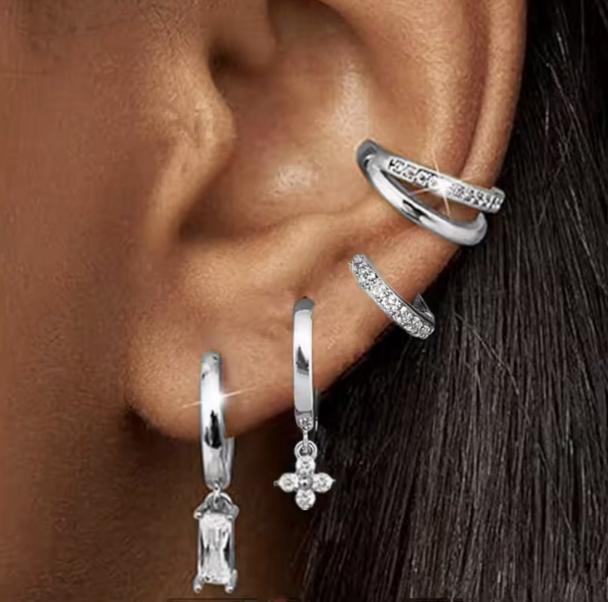 Oorbellen Set - 4 stuks - Kleur: Zilver - Luxe Oorbellen - Incl. Cadeauverpakking - Oorhangers / Oorring / Oorknopjes - Hoge Kwaliteit RVS - Stainless Steel / Roestvrijstaal - Verkleurt Niet - Oorbellen Set - Oorbellen Vrouwen / Dames
