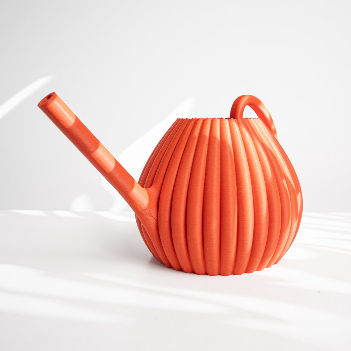 Skushy Gieter Vason - Moderne Designgieter voor Kamerplanten en Tuin - Decoratieve Gieter voor Binnen en Buiten - Premium Woon- en Tuinaccessoire