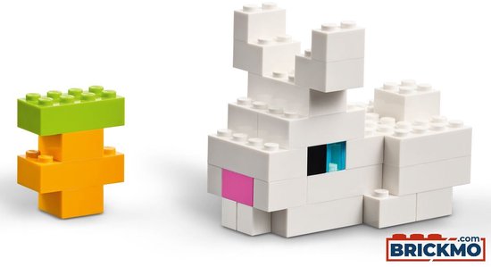 Een witte LEGO konijn met een roze oor en een groene en oranje LEGO wortel.
