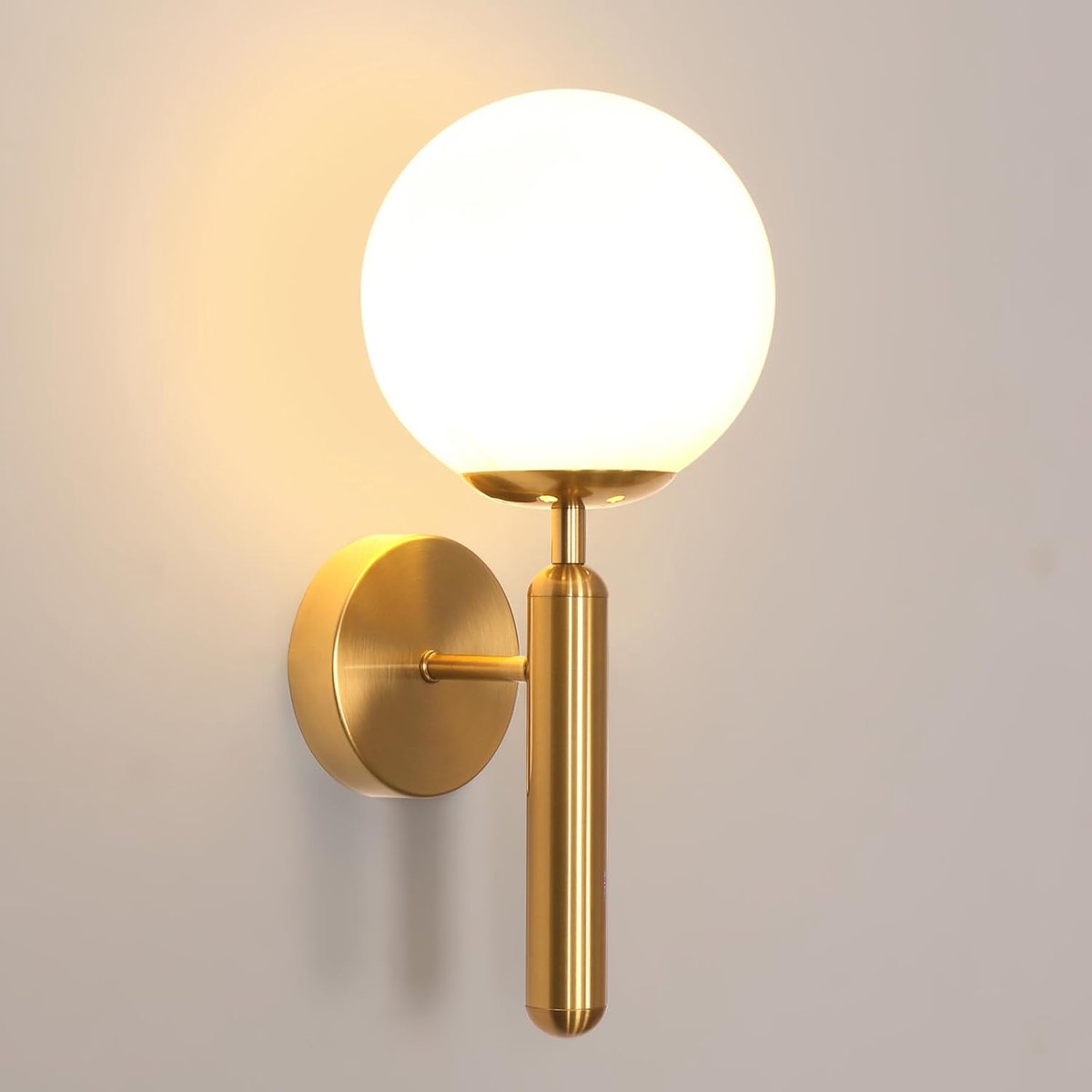 Riserva Wandlamp Goud - E27 - Moderne Wandlamp met Glazen Kap - Metalen Wandverlichting - Max. 60W - voor Hal, Slaapkamer en Woonkamer