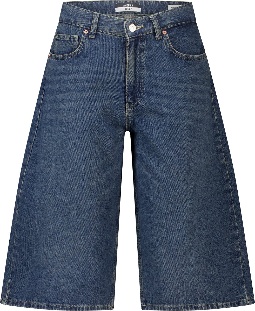 Short Nella