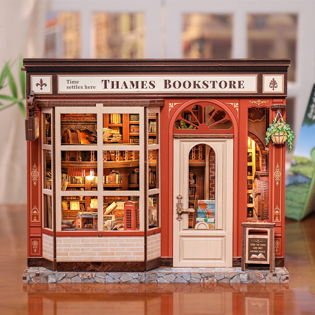 Miniatuurhuis zelf maken | Thames Bookstore
