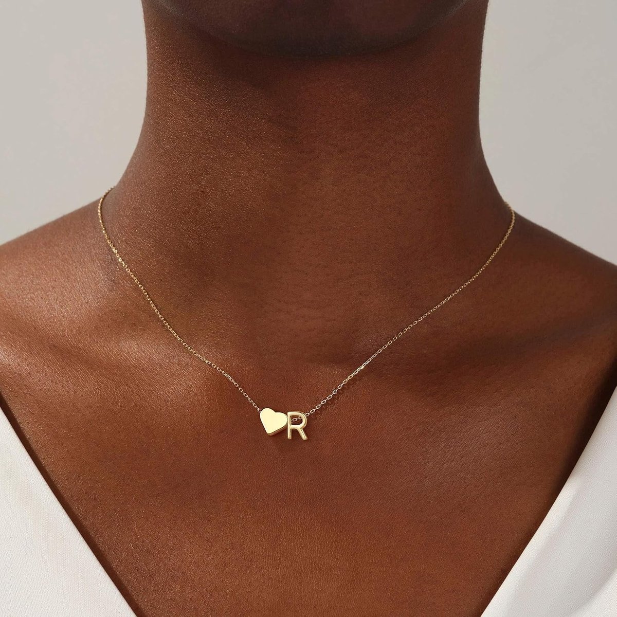 Gouden Initialen Ketting voor Vrouwen en Meisjes - 18K Echt Goud Verguld A-Z Initialen met Delicate Hartjes en Kleine Ontwerpen