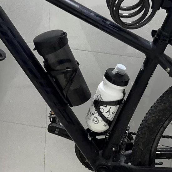 Fleshouder - Universele Plastic Bidonhouder voor Fiets - Lichtgewicht Accessoire met RVS Schroeven en Montagegereedschap - Geschikt voor Mountainbike en Racefiets - Zwarte Kleur - 1 Stuk — afbeelding 4