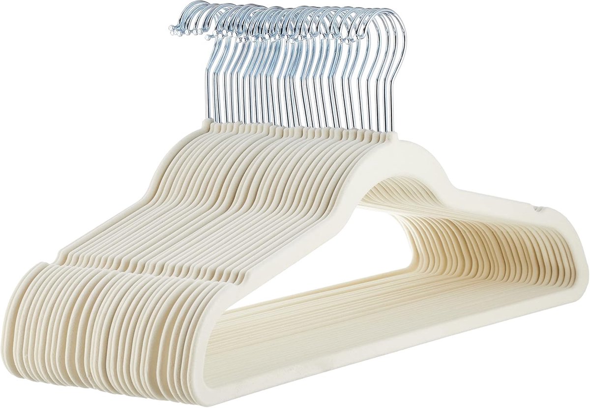 OLOEY Slanke-antislip-ruimtebesparende kleerhangers van fluweel-voor het ordenen van de kledingkast-ivoorkleurig-beige-set van 30 stuks