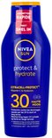 Blauwe fles NIVEA SUN protect & hydrate SPF 30, met gele dop en rode 'Absorptie Rapide' sticker.