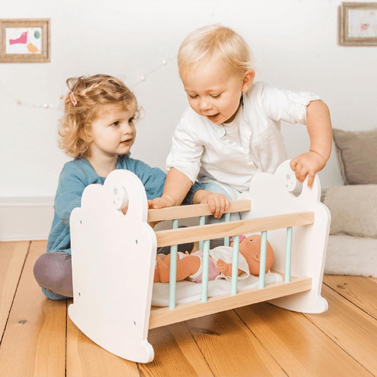 Poppenbed - Miniatuur bed speelgoed - Poppenhuis decoratie - Handmatig gepolijst hout - 55 x 38 x 8 cm