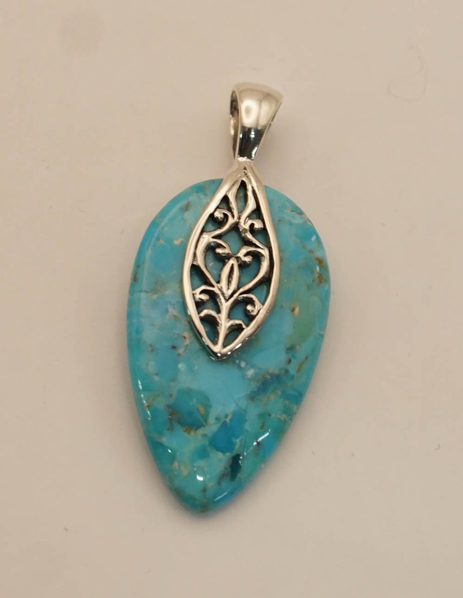 Sterling zilveren hanger turquoise druppel met sierlijk schildje - licht blauw blauw druppel met in zilveren sierlijke motief - hangertje zilver, turkoois druppel - dames cadeau tip feestdagen, verjaardag