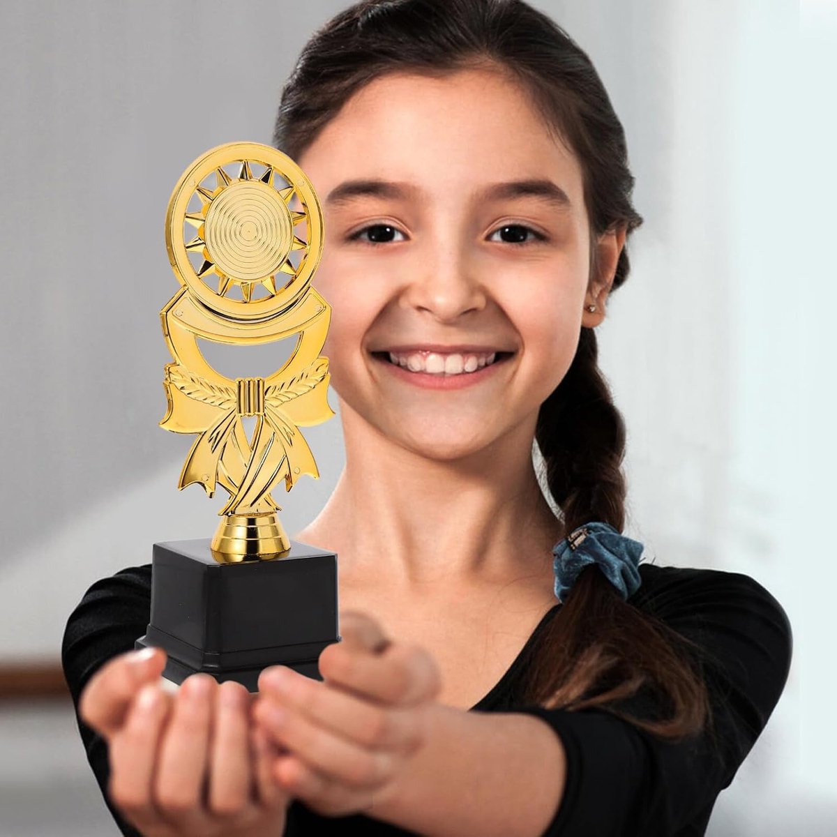 Trofee Beker - Plastic Prijs - Wedstrijd Beloning - Lichtgewicht Plastic - 21 cm Hoog - Goud