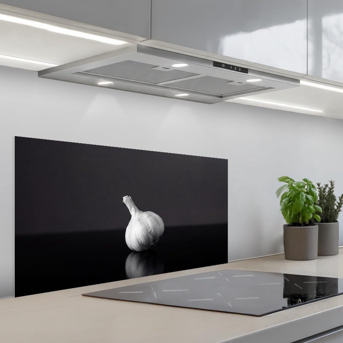 Keukenachterwand 45x90 cm zelfklevend keuken decoratie accessories home kitchen spatscherm Knoflook - Zwart - Wit