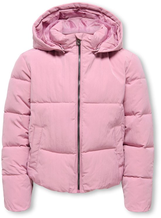 Roze pufferjack met capuchon en ritssluiting, van voren gezien.