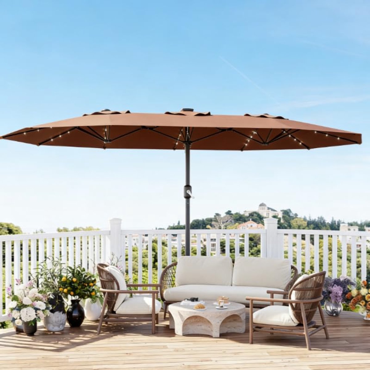Parasol Groot Rechthoekig met Voet - 450x270cm - LED Verlichting - UV-bescherming - Windbestendig - Eenvoudige Montage - Buiten Marktparasol met Draaimechanisme en Basis, Bruin