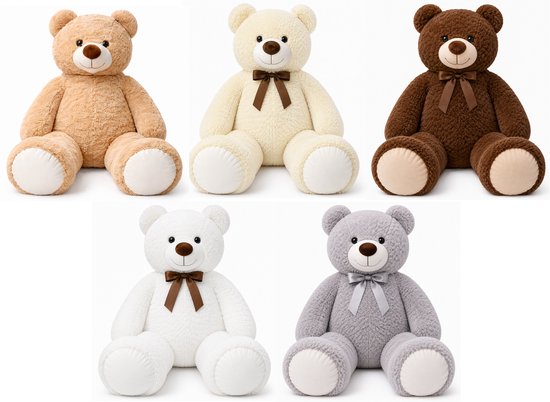 Vijf grote teddyberen in beige, crème, bruin, wit en grijs, zittend met strikken.