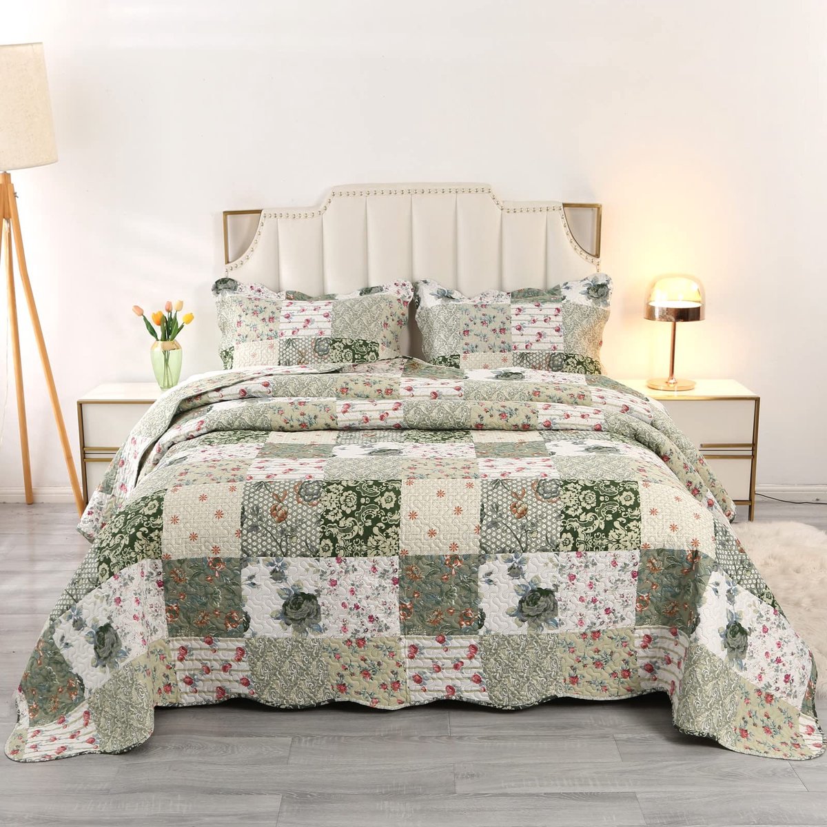 Omgoods - Green Floral Patchwork Bedsprei King Size 230 x 260 cm met 2 Kussenslopen