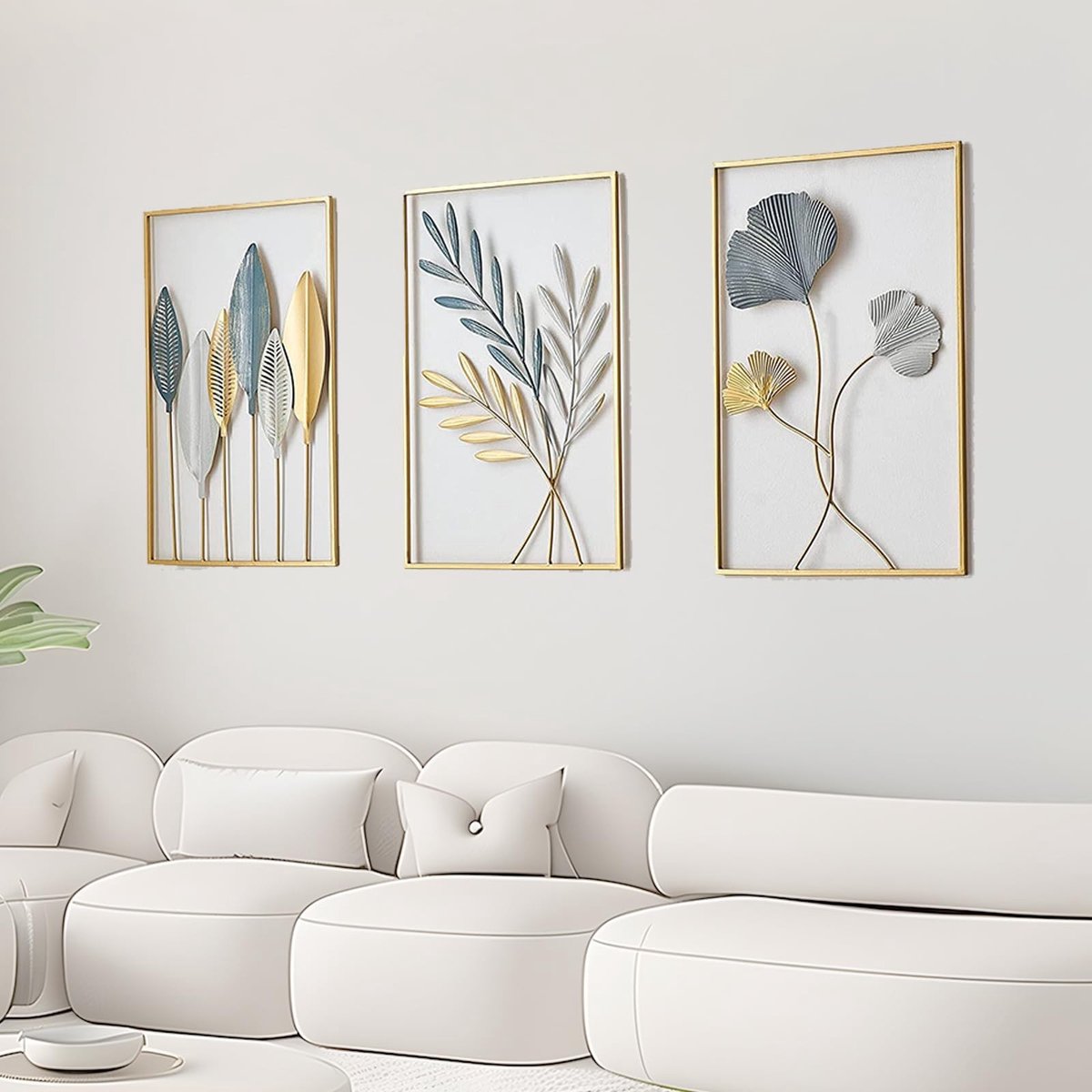 Omgoods - Set van 3 Gouden Metalen Wanddecoraties - Moderne Sculpturen voor Thuis