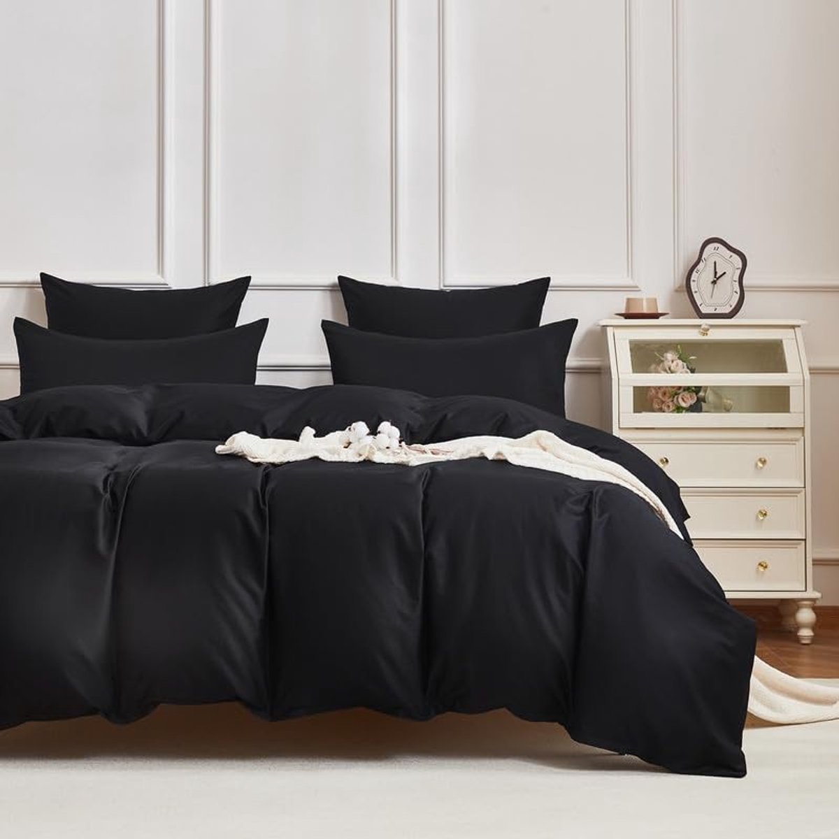 Omgoods - Gezu Mako Satin Dekbedovertrekset 155 x 220 cm in Zwart