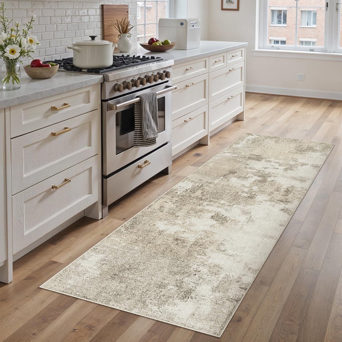 Omgoods - Runner Beige 60 x 180 cm - Wasbaar, Non-slip en Abstract Tapijt voor Hal en Keuken