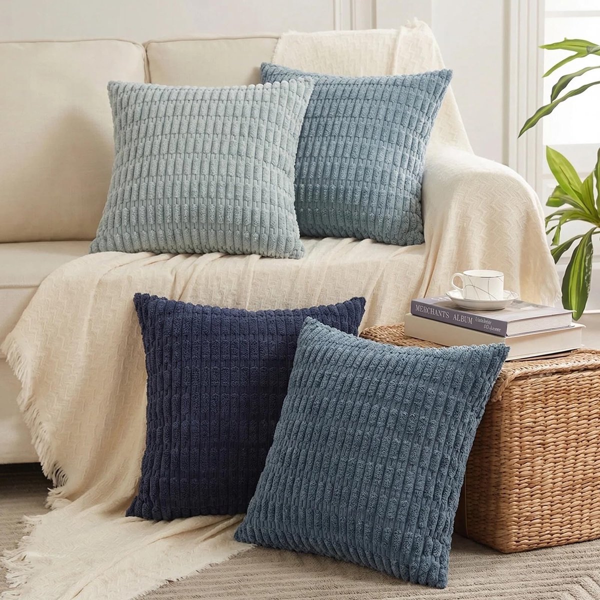 Omgoods - Set van 4 Boho Sofa Kussens 35 x 35 cm Roze Zachte Corduroy Decoratie voor Woonkamer en Slaapkamer