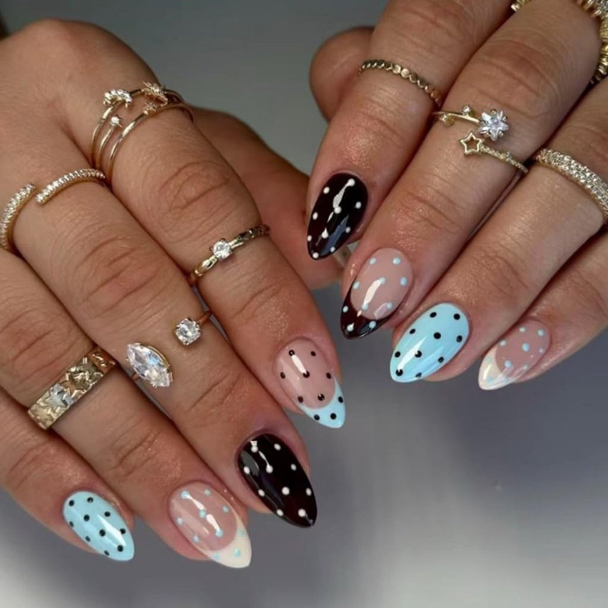 On Nails, 24 stuks amandelvormige nagels met Franse nagelontwerp, kunstnagels kort met polka dot