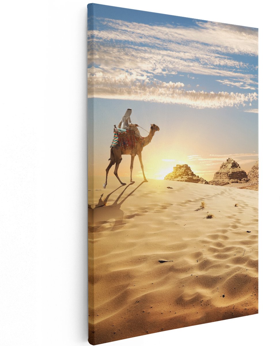 Artaza Canvas Schilderij Egyptische Piramides met een Kameel - 120x180 cm - Groot - Wanddecoratie Woonkamer - Schilderijen - Muurdecoratie